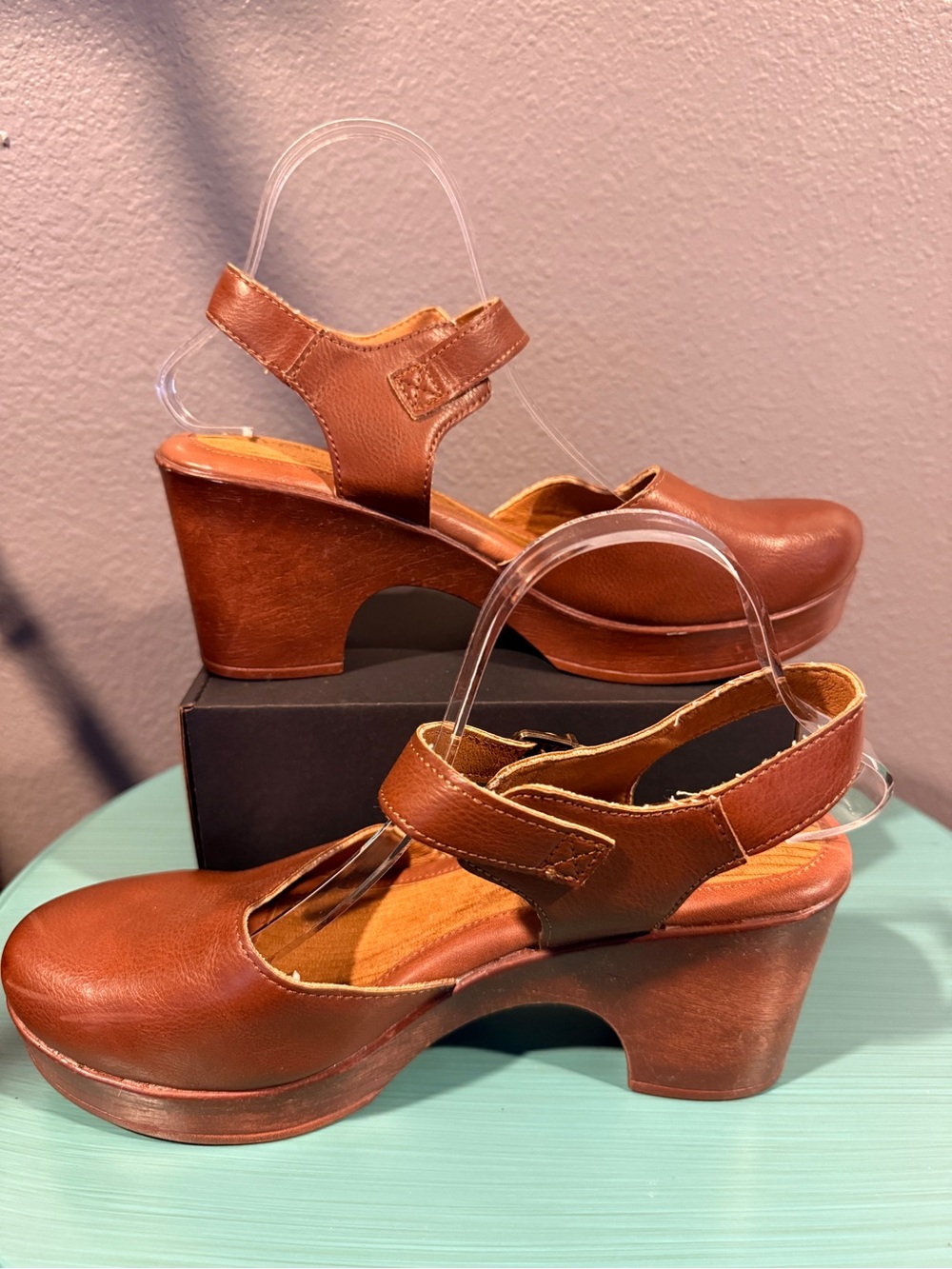 b.o.c. Natasha Brown Leather Platform Clogs with Buckle Strap Sz 11M | GUC - Picture 5 of 9